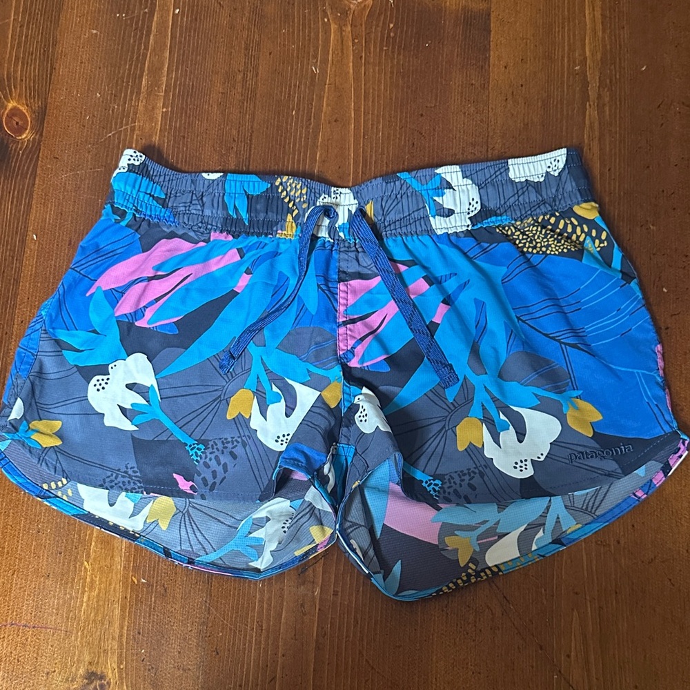 Patagonia Women's Blue Floral Athletic Shorts